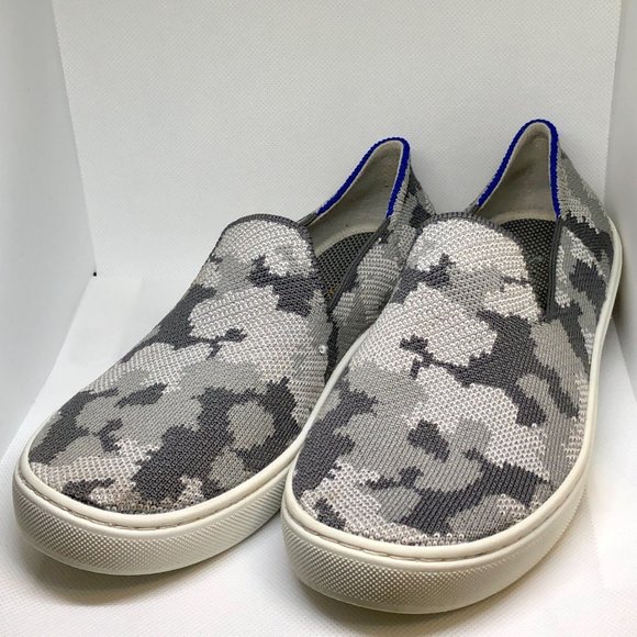 Rothy's Kid's Slip-on Grey Camouflage Sneakers ~ Kid Size 3 Shoes, Gray Camo - Picture 2 of 9